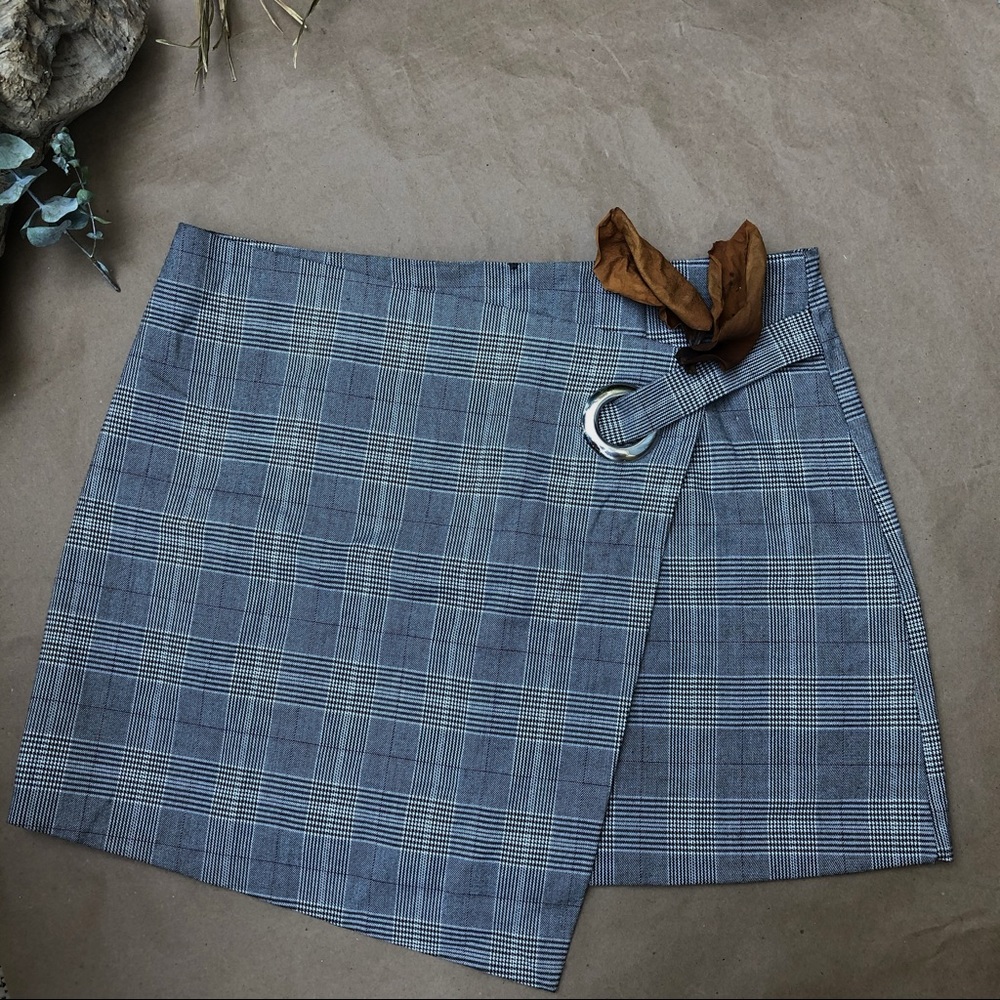 PLAID MINI SKIRT